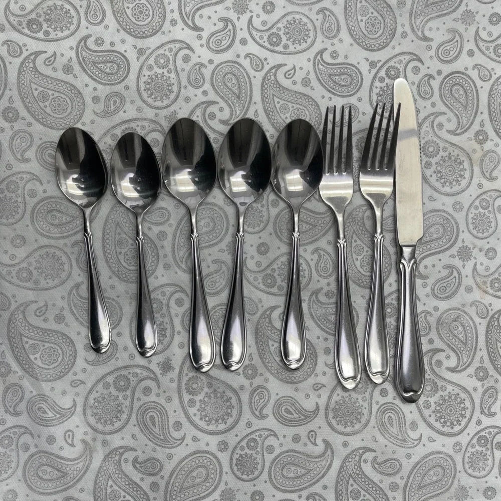 Wallace 18/8 Stainless Steel Flatware Lot 8pc Mixed Set Spoons Forks